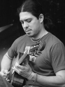 photocredit Neil King Rodrigo Y Gabriela
